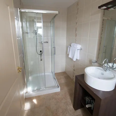 Connemara Lake Hotel-2