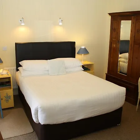 Woodhill House-2