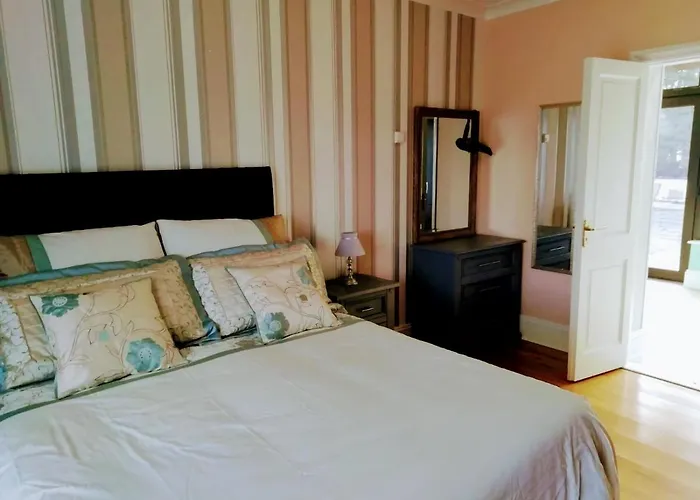 Hunters Lodge B&B