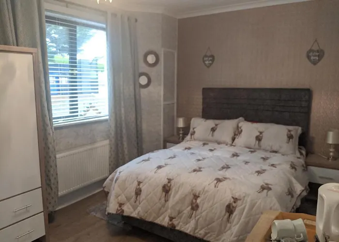 Hunters Lodge B&B