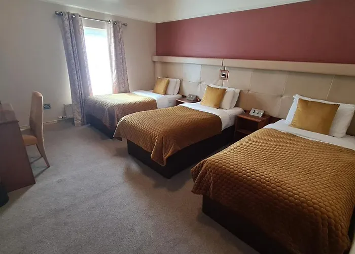 The Farnham Arms Hotel Cavan