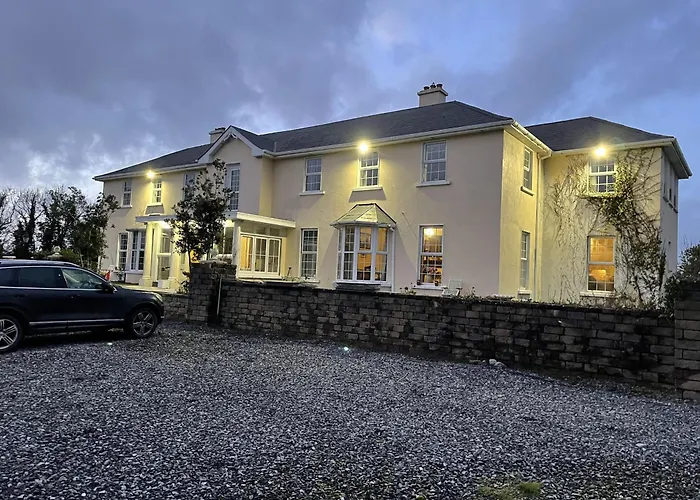 Hardwood Hall Or Kiltubber House