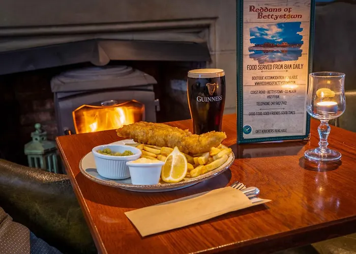Reddans Of Bettystown Luxury Bed & Breakfast, Restaurant And Bar