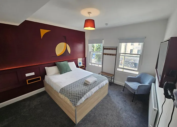 Mary Mullen'S Rooms Eyre Square.