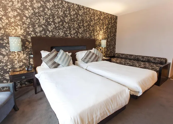 The Twelve Hotel Barna 