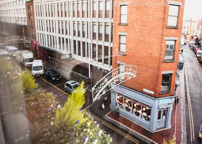 Clarendon Suites