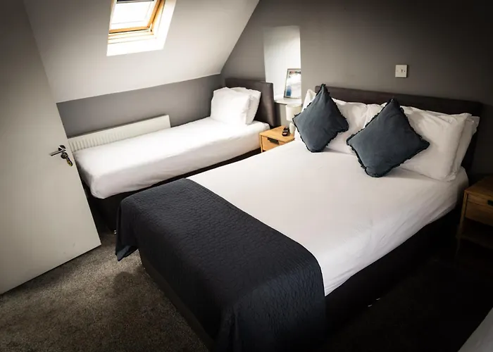 The Junction Gastro Bar & Guesthouse