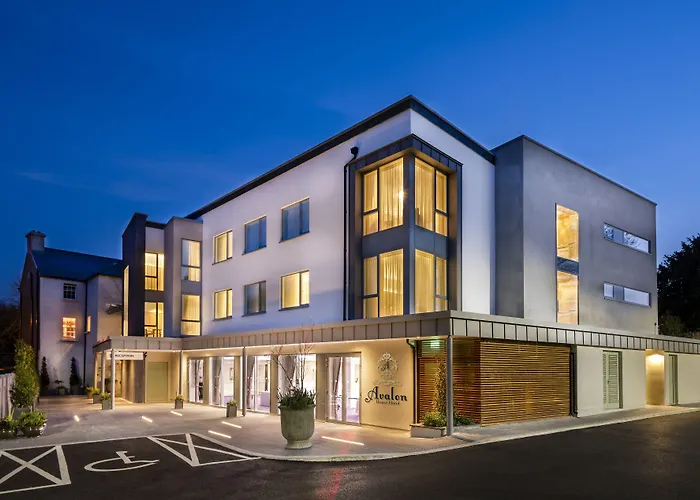 Avalon House Hotel