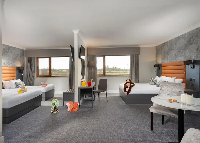 Diamond Coast Hotel