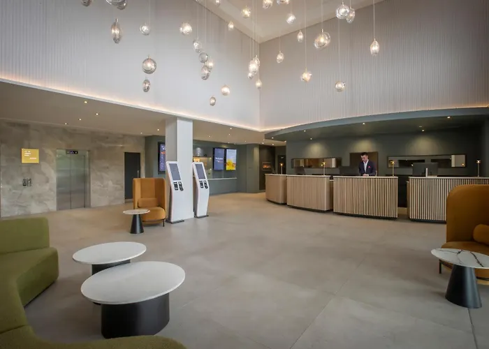 Clayton Dublin Airport Central