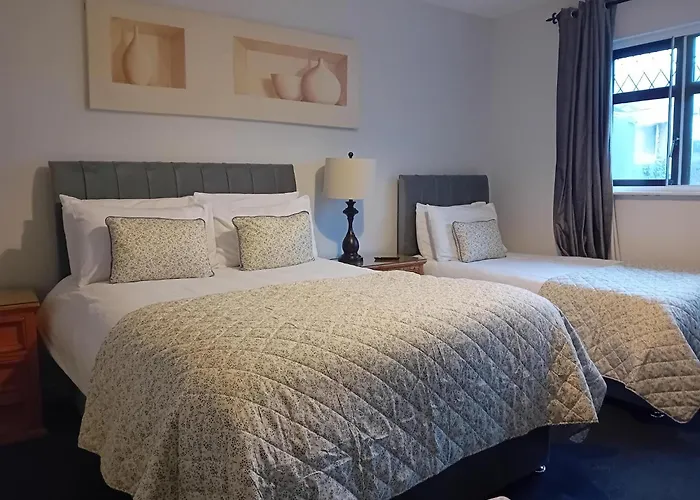 The Baytree Restaurant & Guesthouse