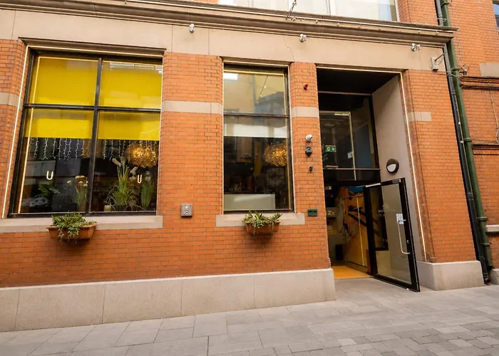 Rezz Temple Bar,