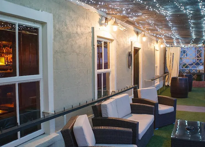 Giltraps Townhouse & Glamping Hotel Kinnitty